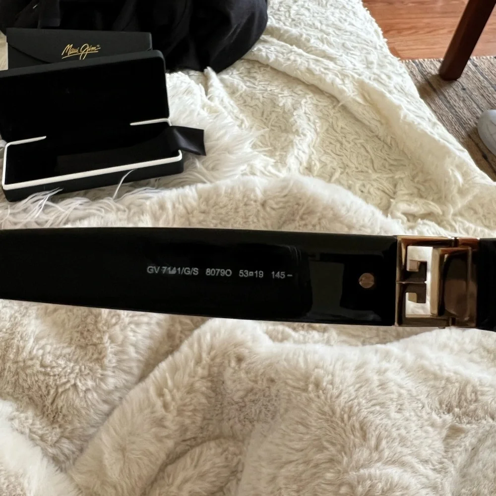 Givenchy bold square
